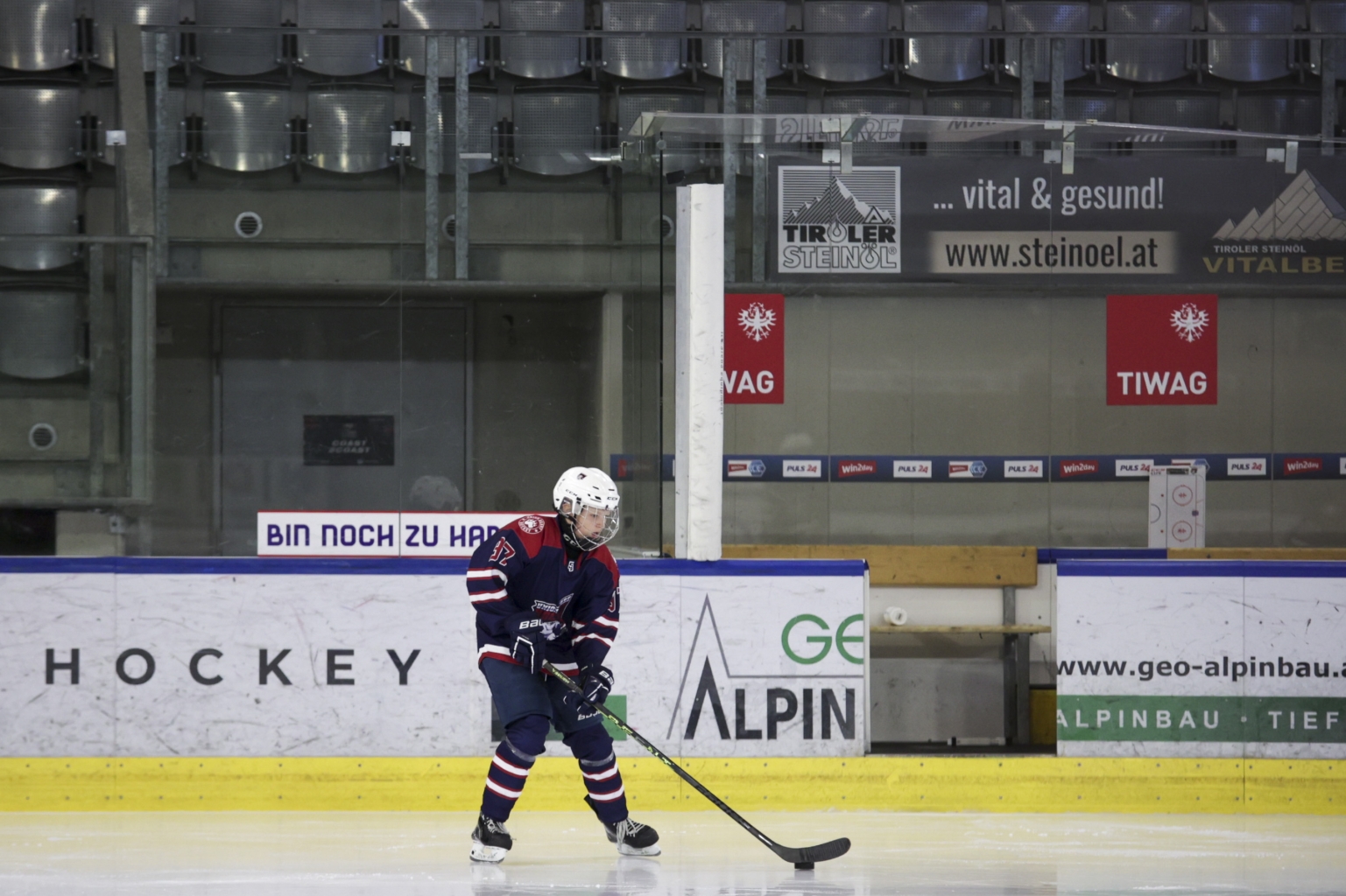 Preview Gustav Skriver Union Bears Hockey (14).jpg